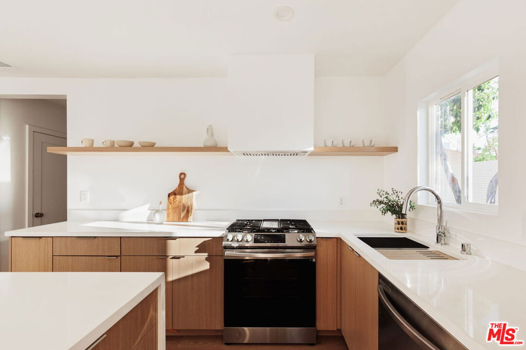 Properties 4 3257 Cattaraugus Avenue