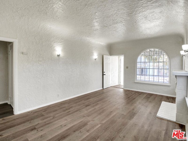 4222 Hooper Avenue