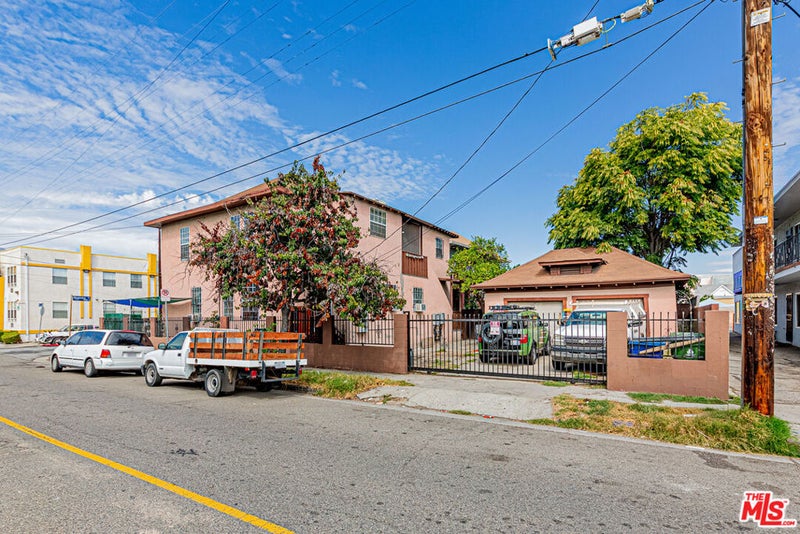 1956 Magnolia Avenue