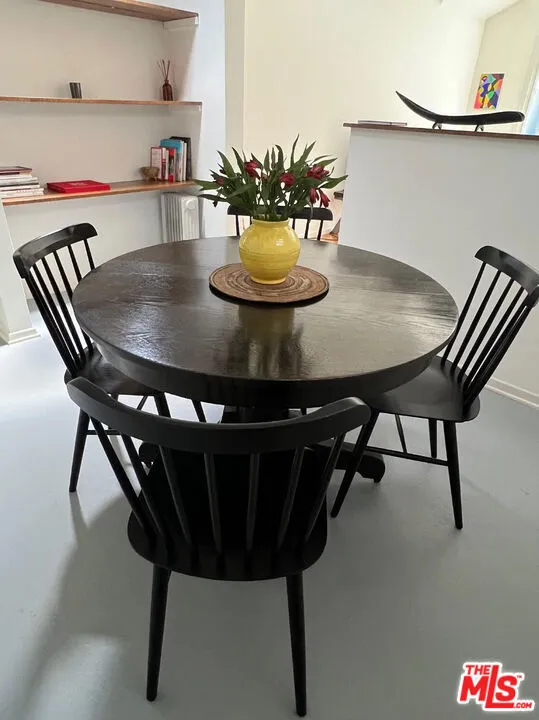 Los Angeles, California 90066, United States, 1 Bedroom Bedrooms, ,1 BathroomBathrooms,Residential,Active,194543