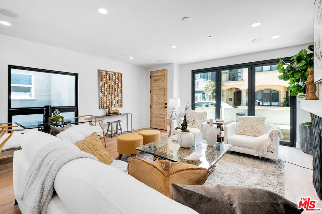 117 25th Street