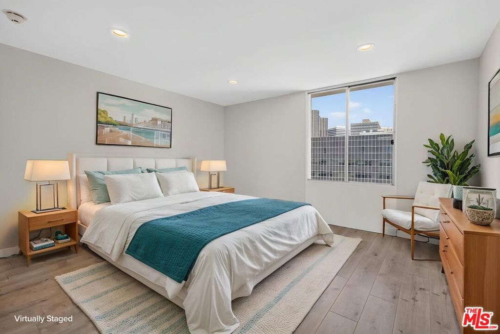 2160 Century Park East 1010