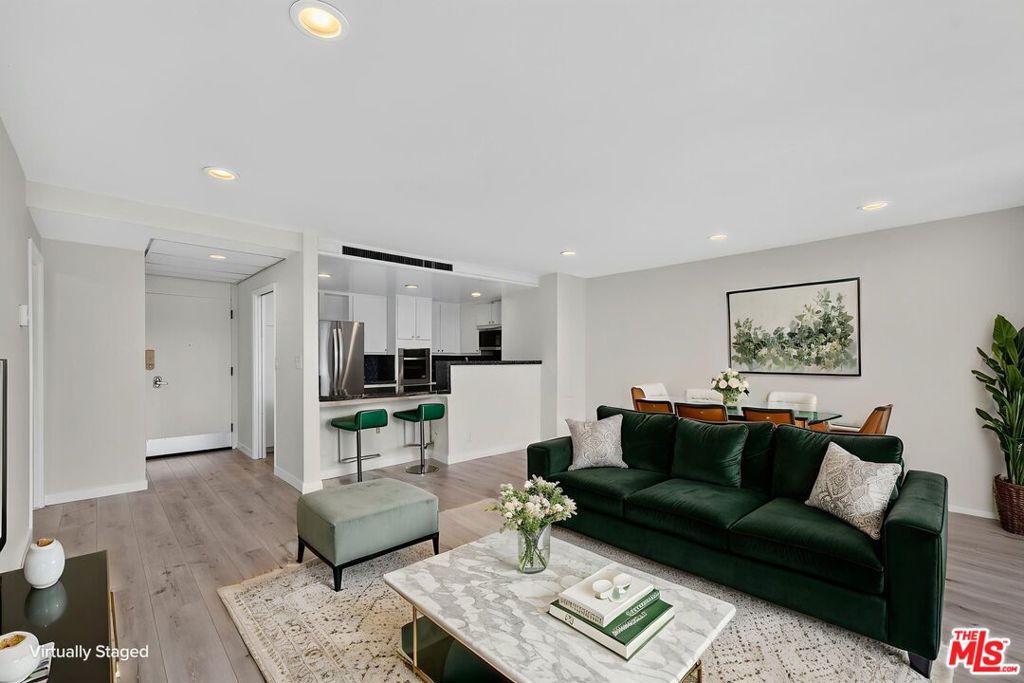 2160 Century Park East 1010