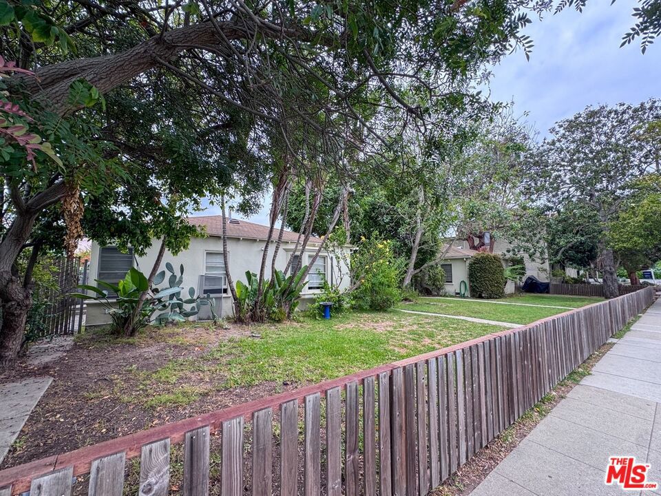 2411 20th Street
