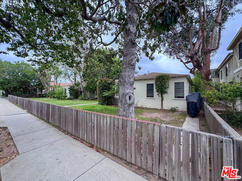 2411 20th Street
