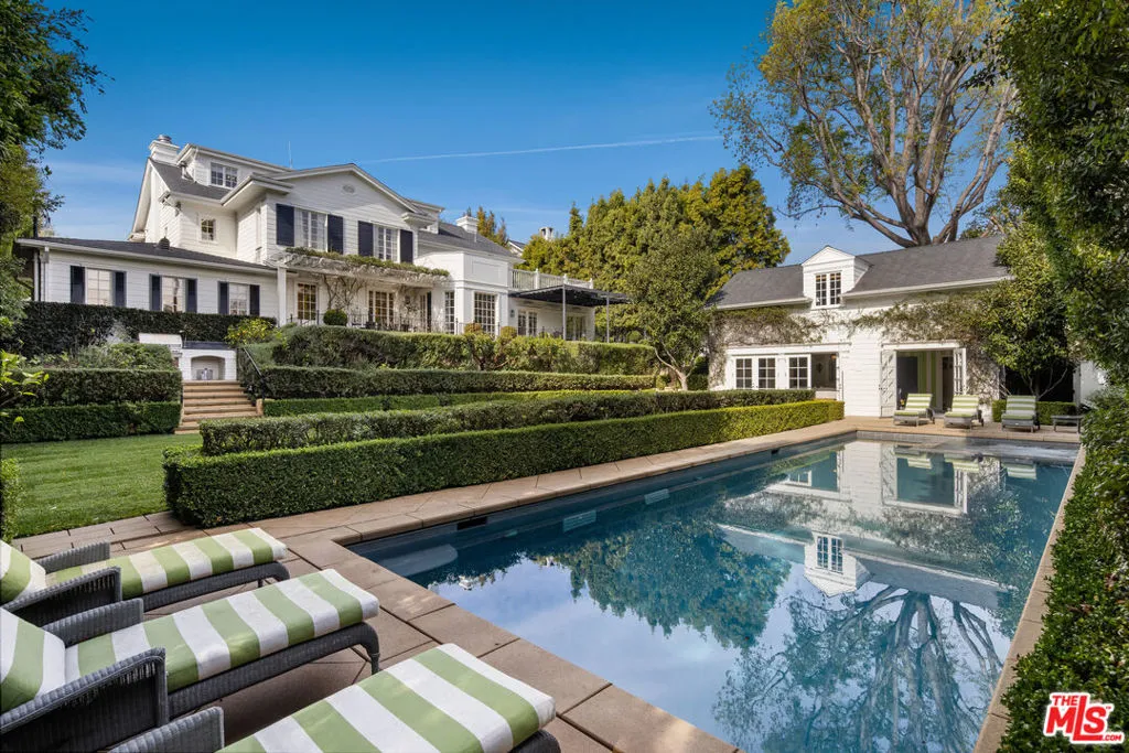 Los Angeles, California 90049, United States, 7 Bedrooms Bedrooms, ,7 BathroomsBathrooms,Residential,Active,176660