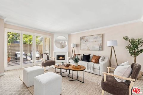 620 1/2 Wilcox Avenue Los Angeles CA 90004