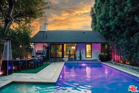 8297 Presson Place Los Angeles CA 90069