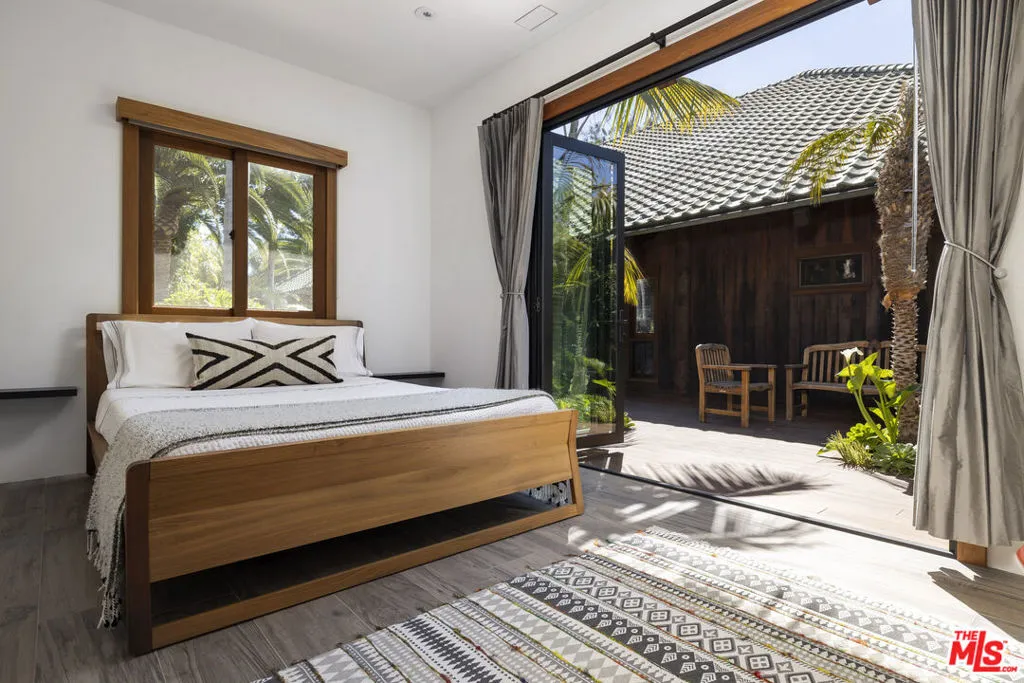 Santa Barbara, California 93108, United States, 5 Bedrooms Bedrooms, ,5 BathroomsBathrooms,Residential,Active,164967