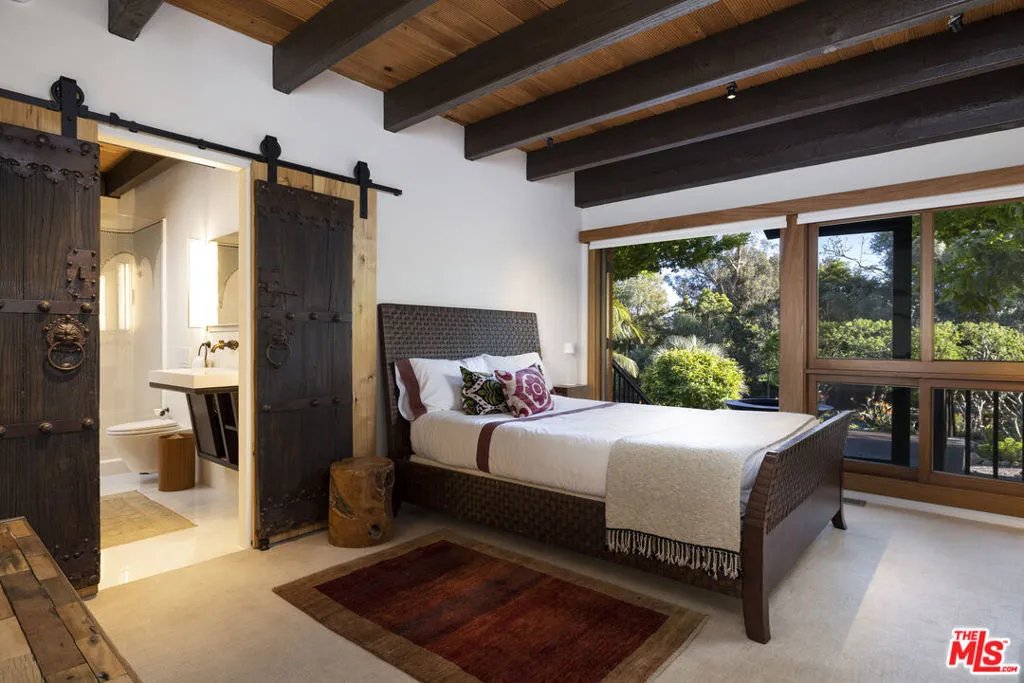 Santa Barbara, California 93108, United States, 5 Bedrooms Bedrooms, ,5 BathroomsBathrooms,Residential,Active,164967