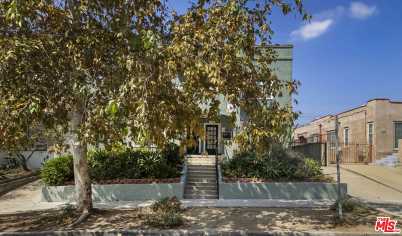 1143 N Commonwealth Avenue