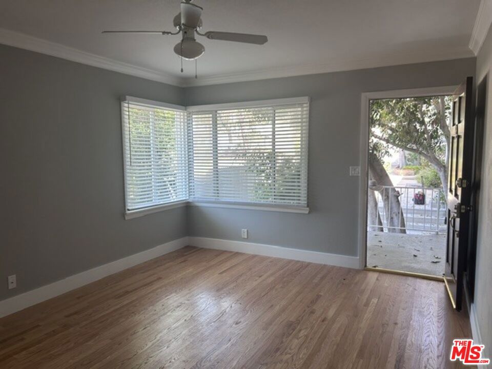 16144 W Sunset Boulevard 4A