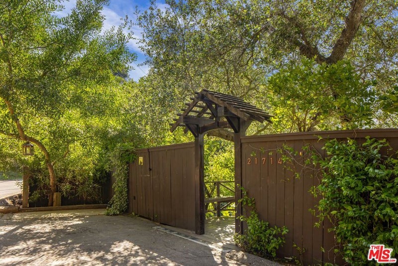 21714 Encina Road