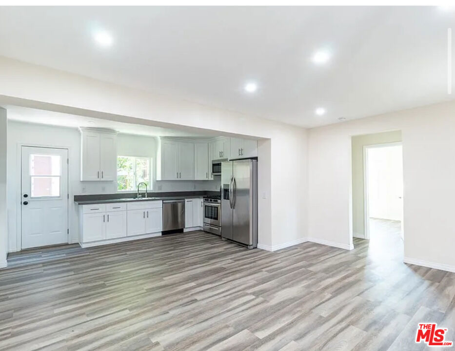 Properties 4 11629 1/2 Gateway Boulevard