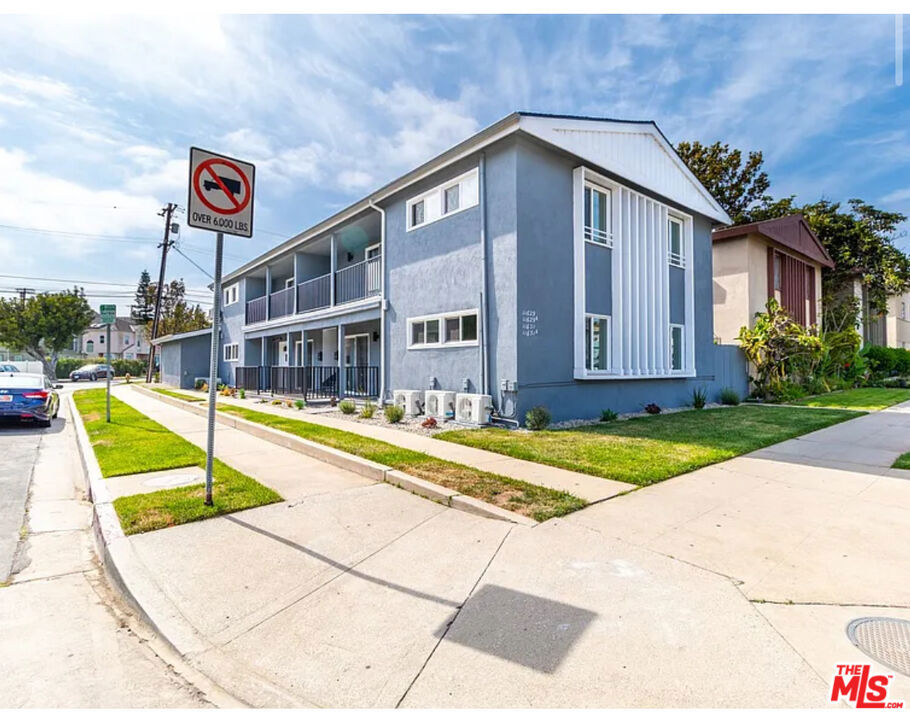 Properties 2 11629 1/2 Gateway Boulevard
