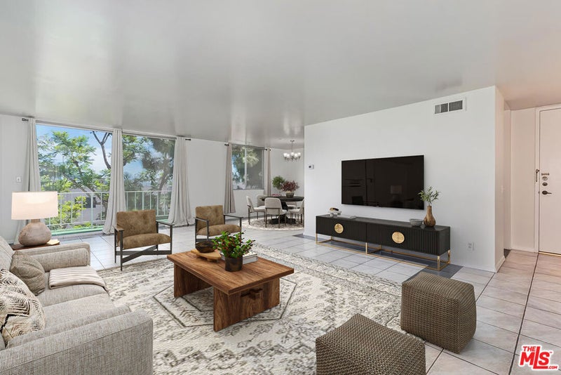100 S Doheny Drive 313
