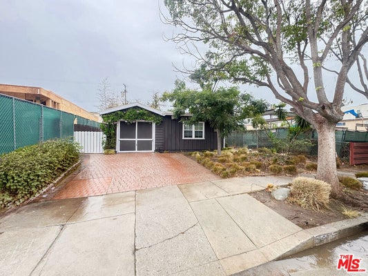 3670 KELTON AVE, LOS ANGELES, CA 90034 - Image f9e0179be9f77bdee4c7a1c75b161e05/2619082564