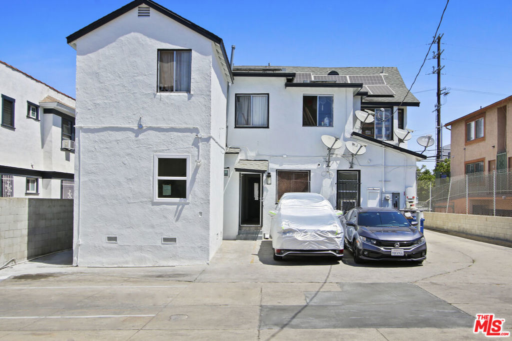 2694 James M Wood Boulevard