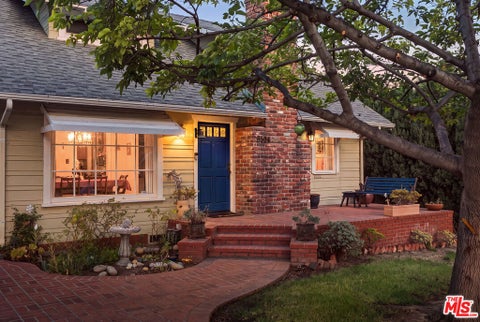 Photo of 3504 Downing Avenue, Glendale, CA 91208 (MLS # 26990095)
