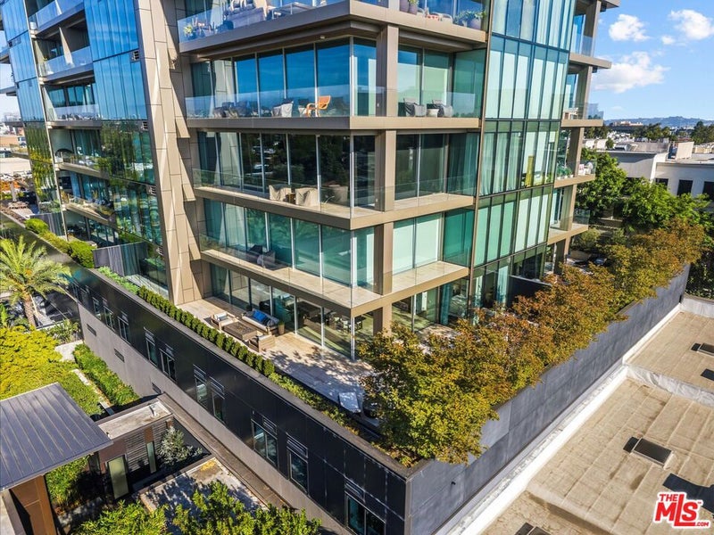 8899 Beverly Boulevard 4A