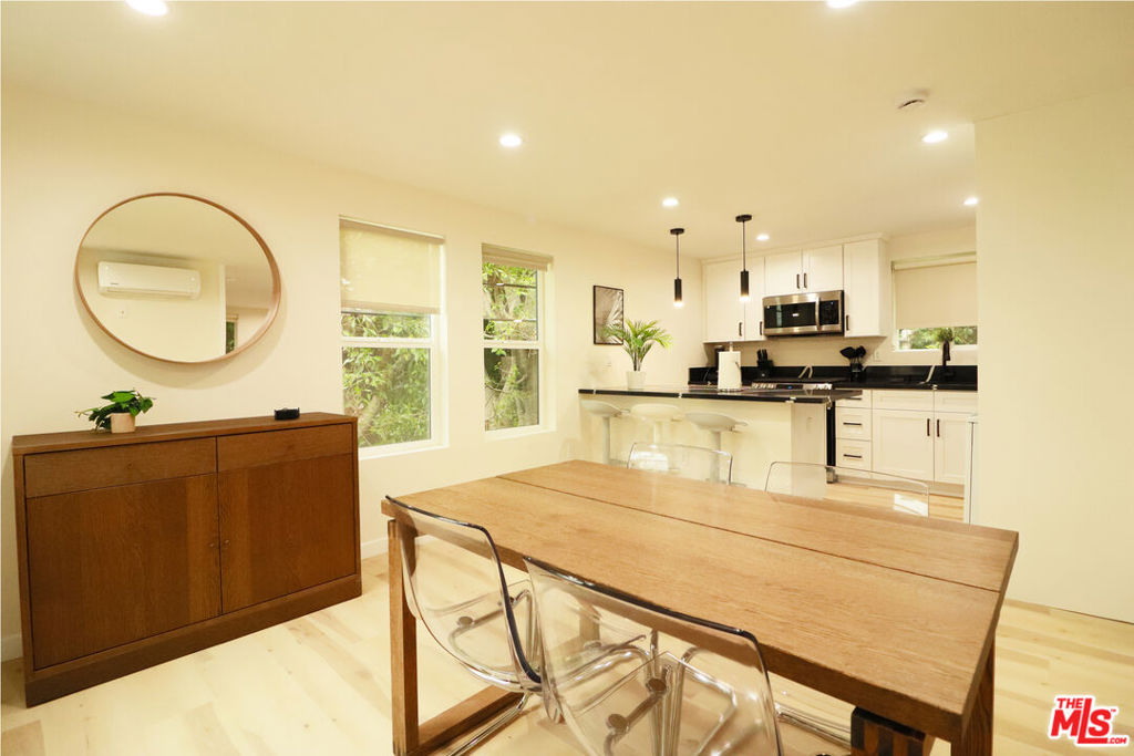 Properties 4 9042 Phyllis Avenue B