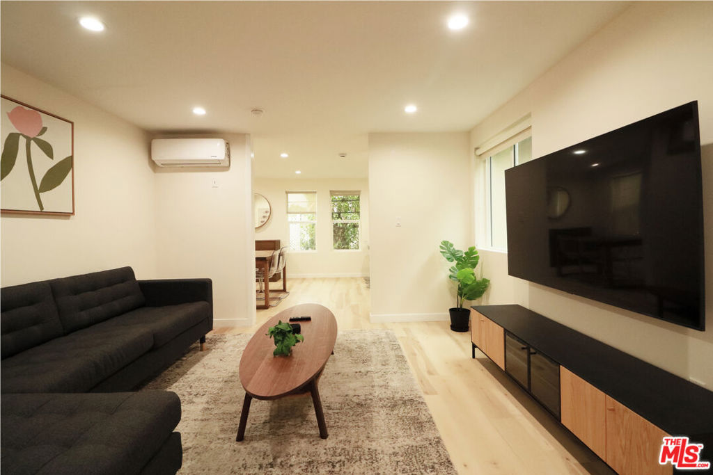 Properties 3 9042 Phyllis Avenue B