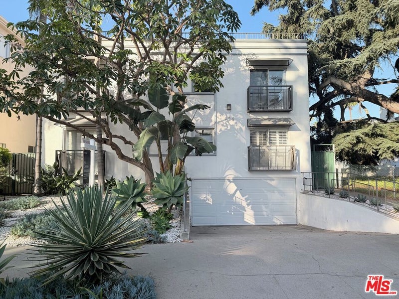 924 5th Street 10