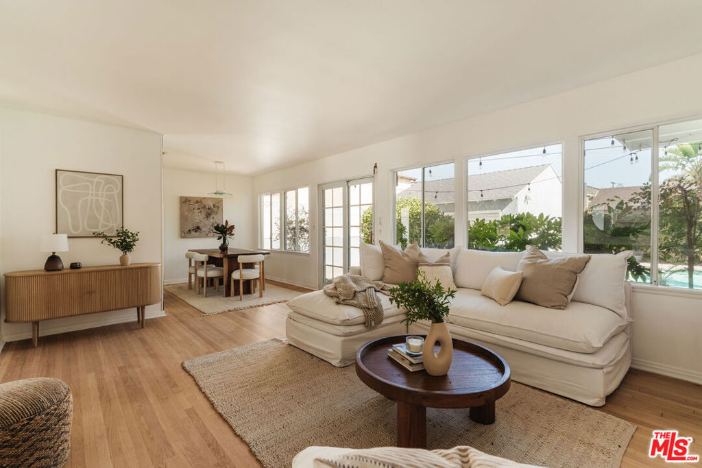 736 Irving Drive