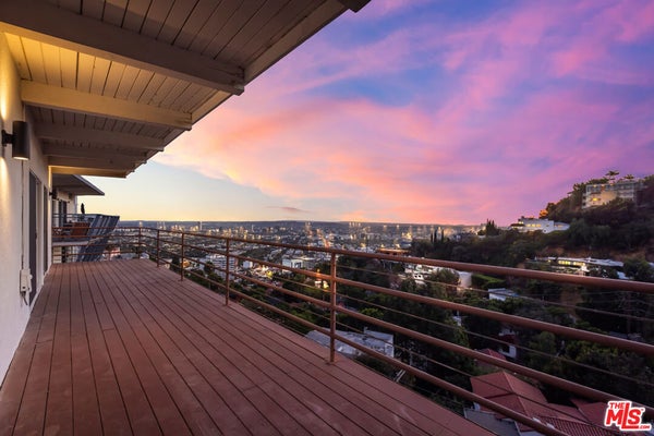 8560 HOLLYWOOD BLVD, LOS ANGELES, CA 90069 - Image fafbfa7dbb230b2a6d26bfb05c24d61d/4102130067