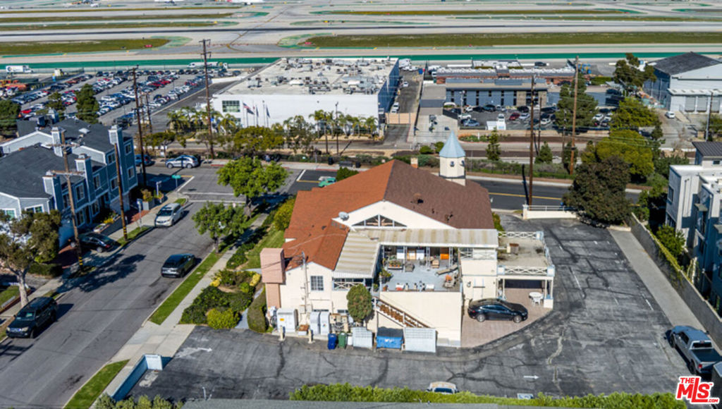 500 E Imperial Avenue