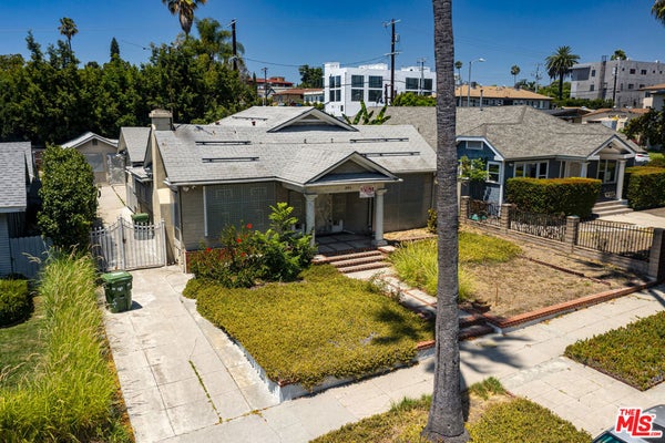 245 N GRAMERCY PL, LOS ANGELES, CA 90004 - Image fb883b35eb3592ec39604f8e1a8fa1bb/1877328450