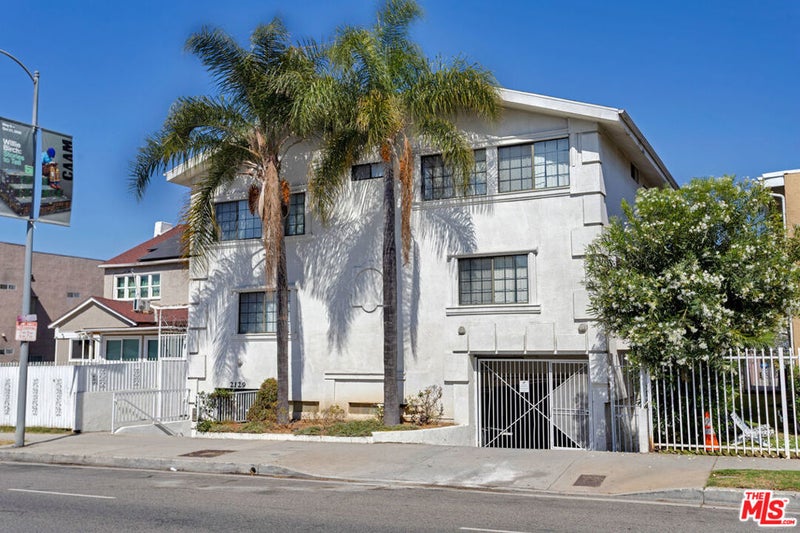 2129 Crenshaw Boulevard