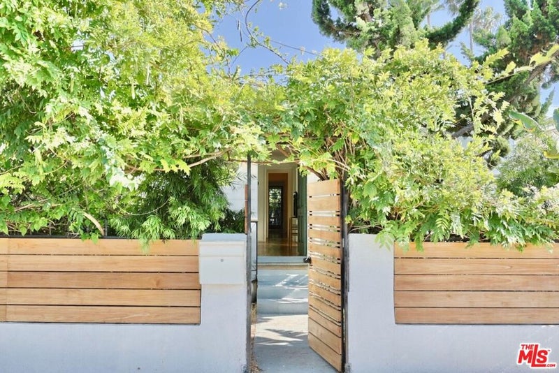 510 Venice Way