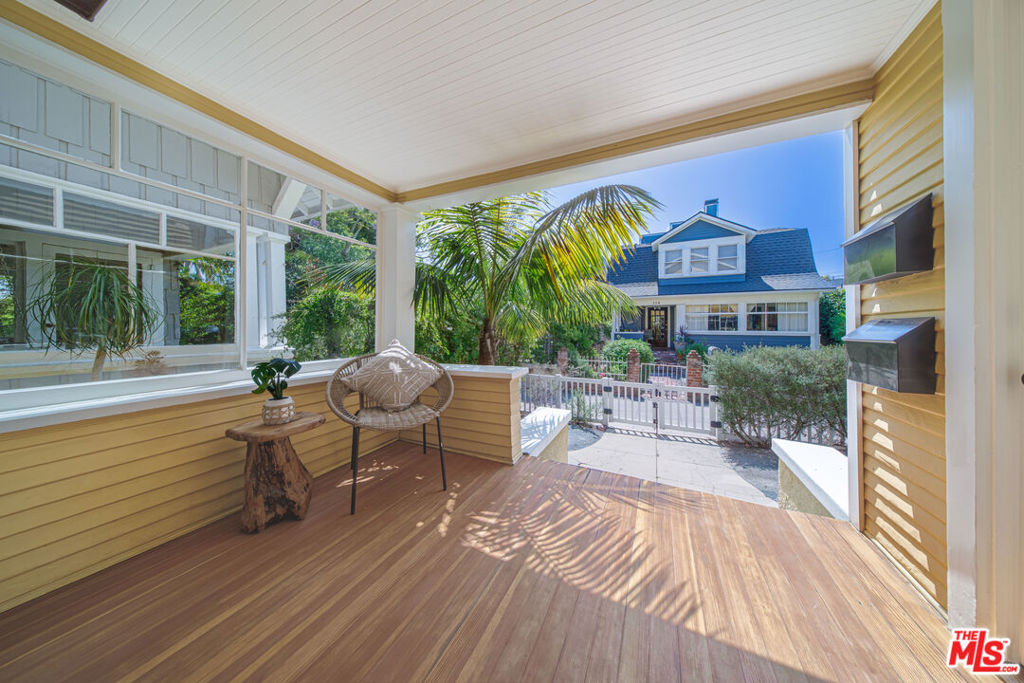 123 Wavecrest Avenue