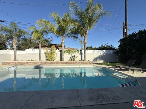 Photo of 7738 Penfield Avenue, Canoga Park, CA 91306 (MLS # 26103648)