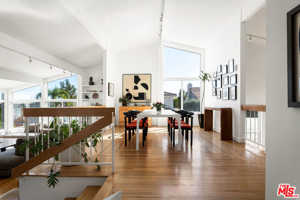 1926 N Crescent Heights Boulevard