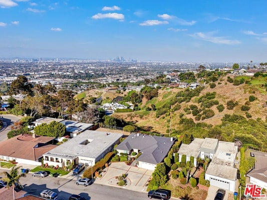 4152 TERRAZA DR, LOS ANGELES, CA 90008 - Image fc444830a1a5446cb7d8fe762df35a2e/2897231255
