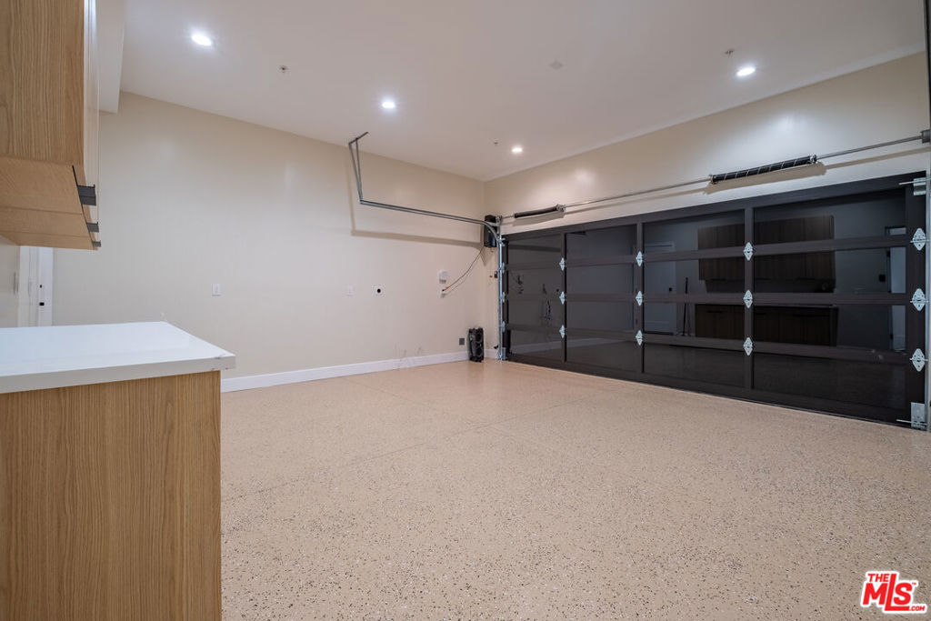 1464 W 185th Street