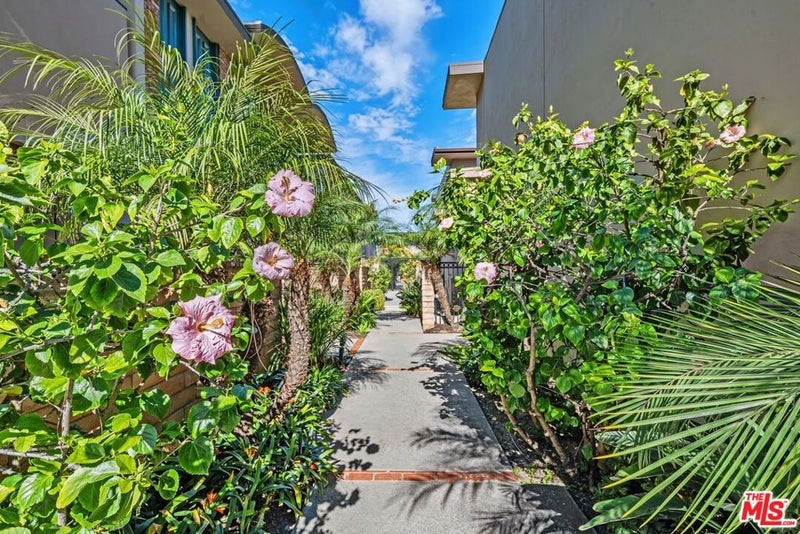 4716 La Villa Marina C