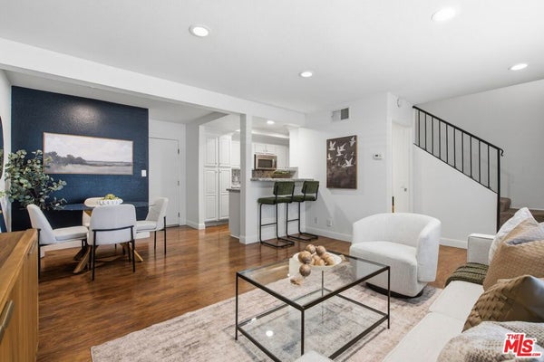 762 E ORANGE GROVE BLVD APT 3, PASADENA, CA 91104 - Image fce2eb91c49cd4f48ca32e3171c9b2c5/3230480703