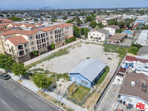 6200 Crenshaw Boulevard Los Angeles CA 90043