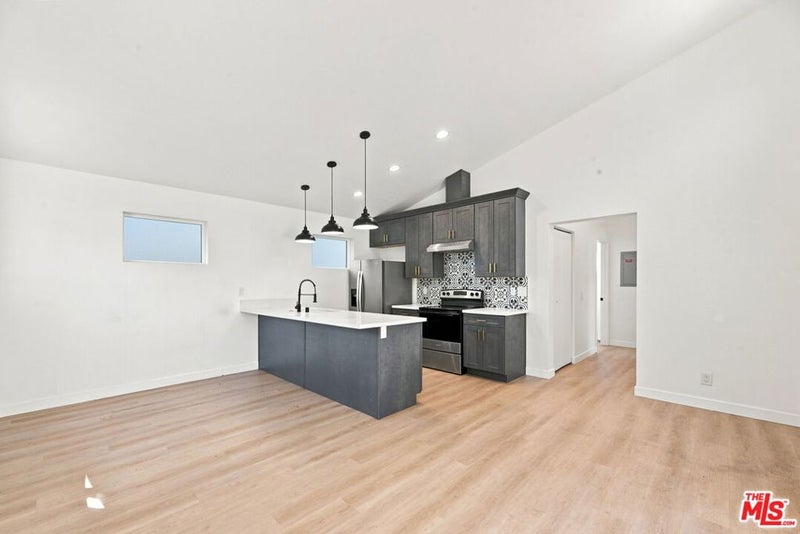 581 W Ave 28