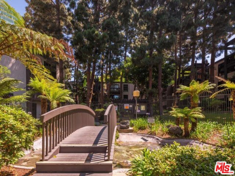 7777 W 91st Street B2158