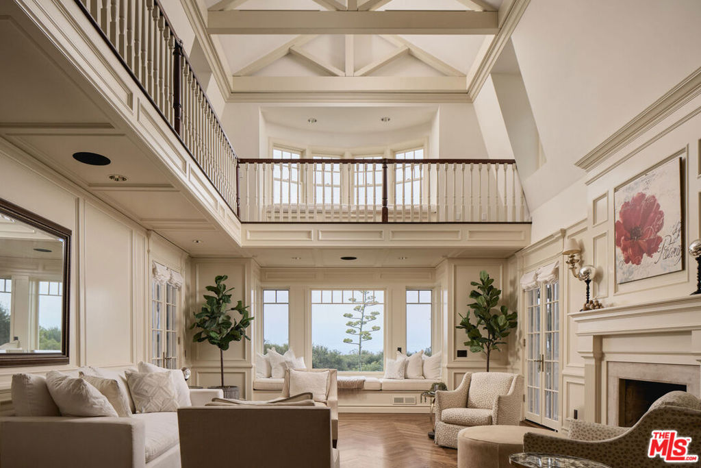 663 Lilac Drive