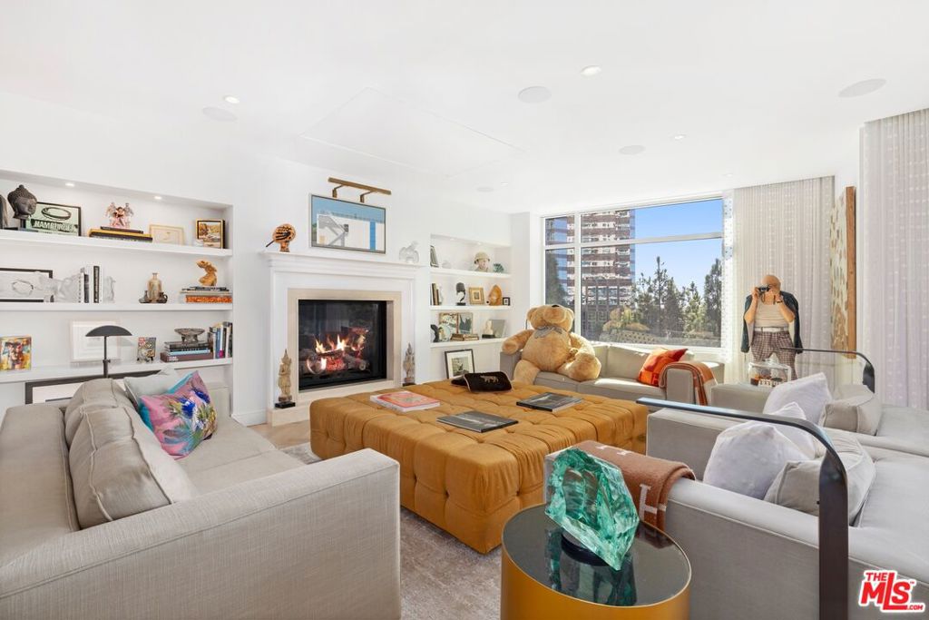 1 W Century Drive 5B