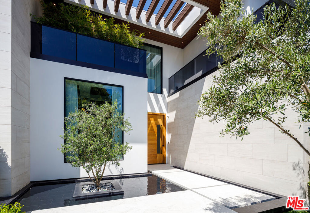 1475 Bel Air Road
