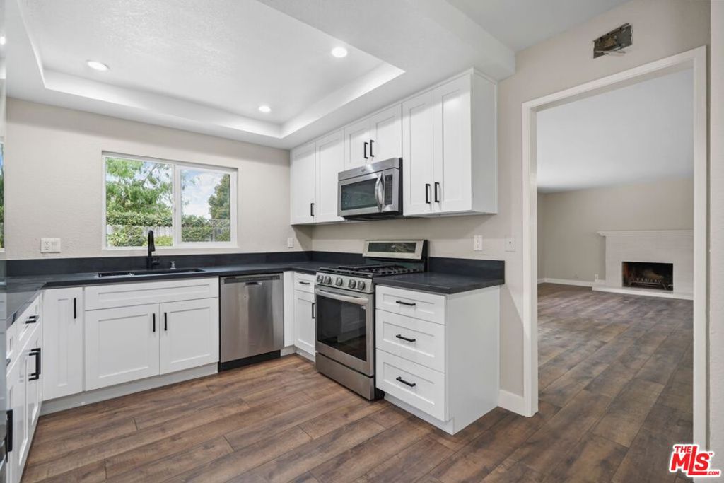 2749 Amber Wood Place