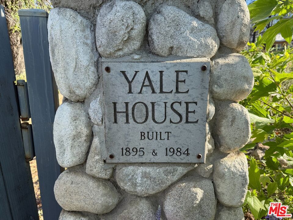 175 E Altadena Drive