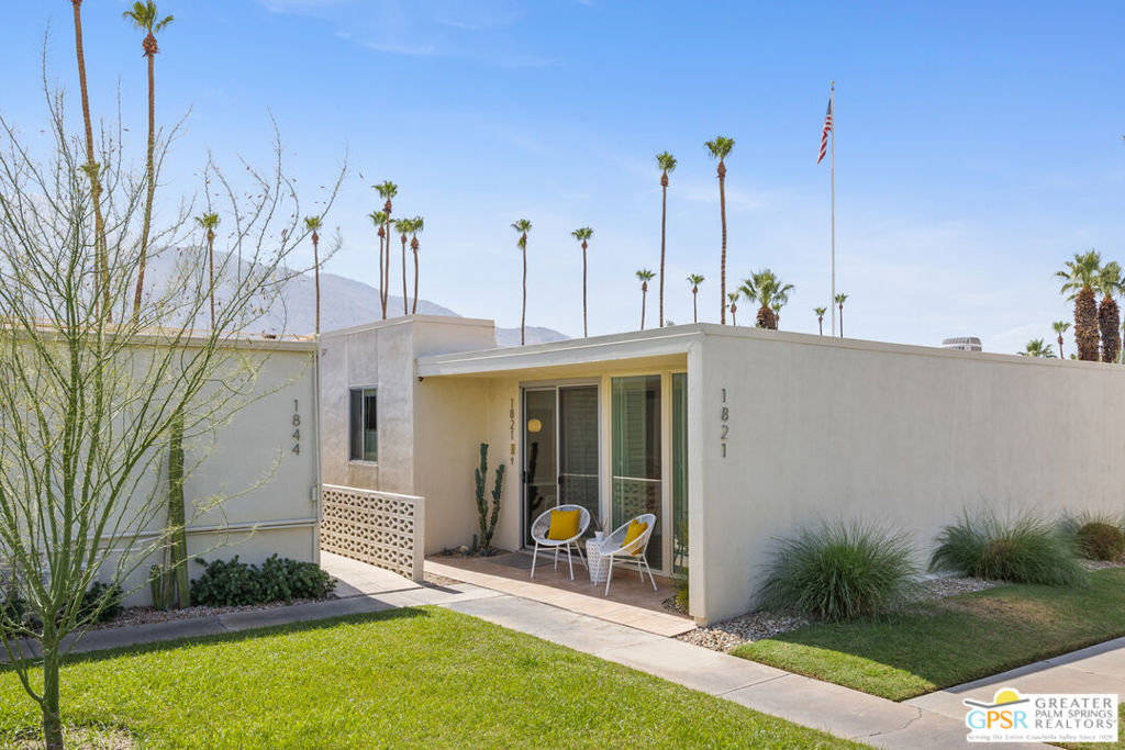 1821 Sandcliff Road