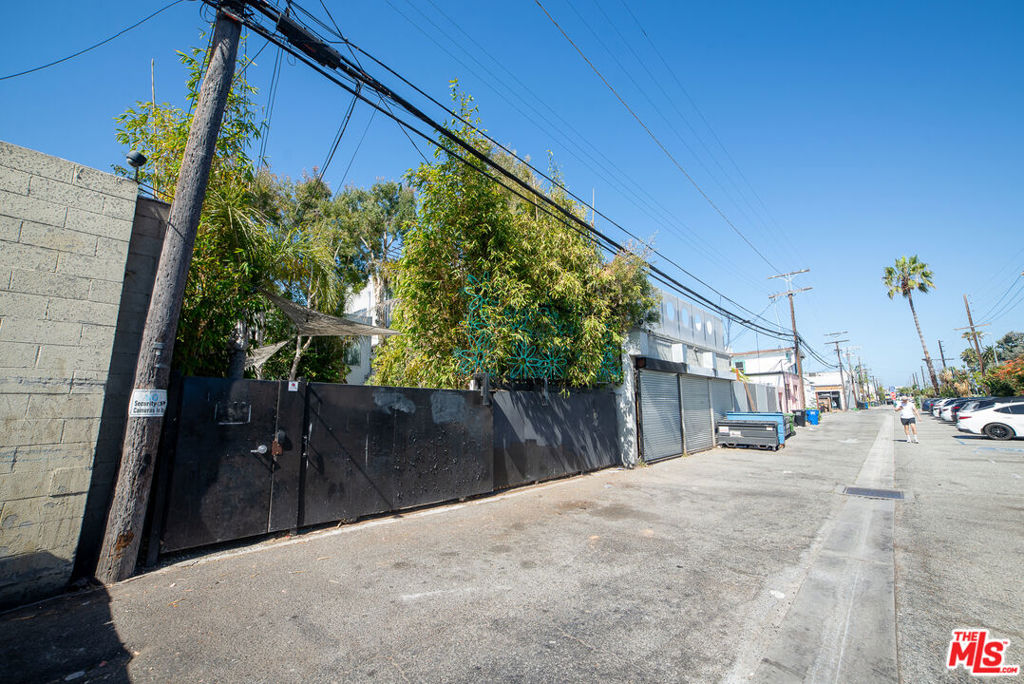 1423 Abbot Kinney Boulevard